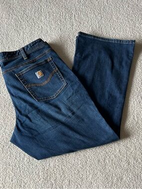 Carhartt women’s relaxed fit  Navy Blue Jeans with Back Pocket Logo